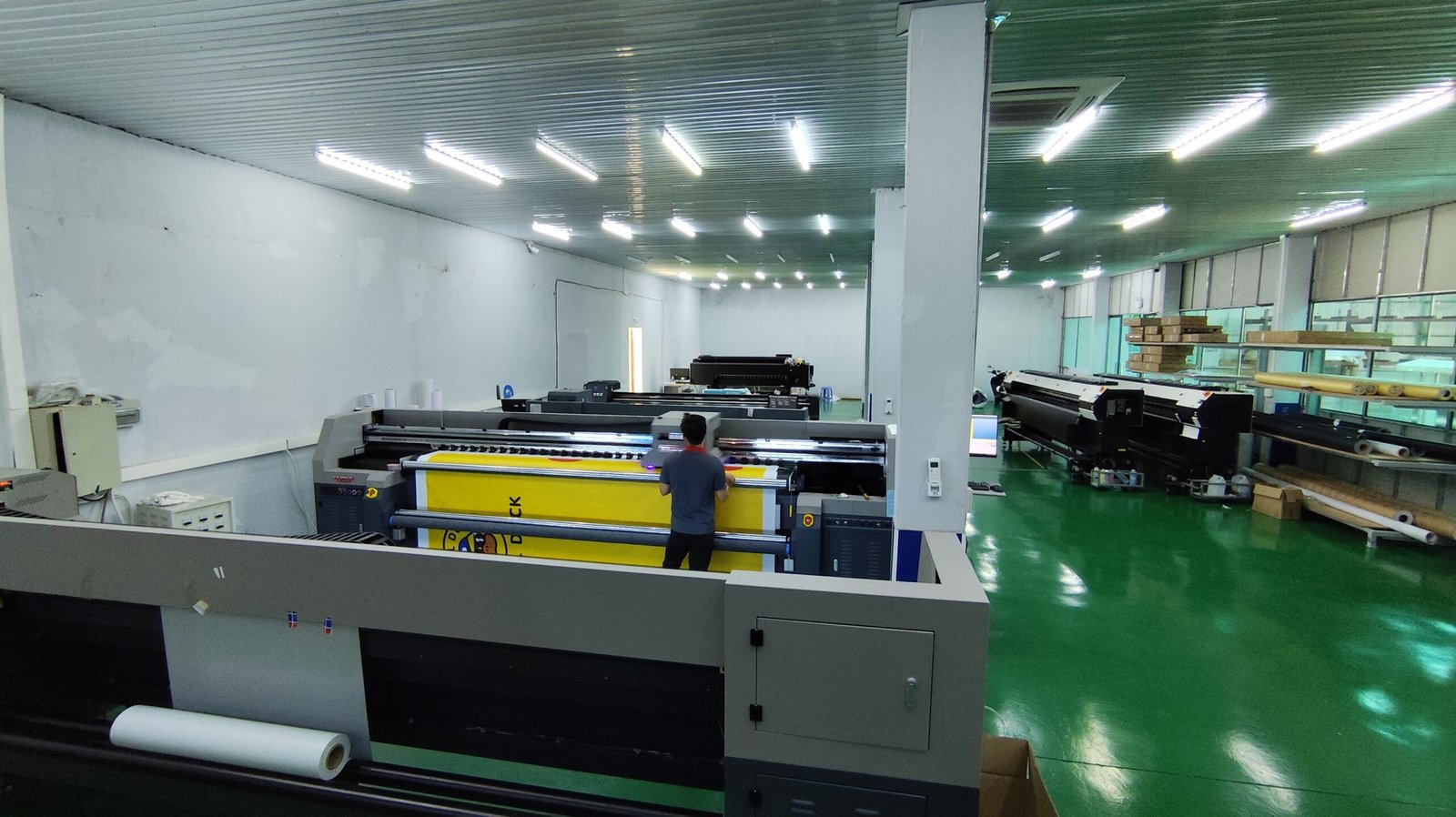 Nhà máy miền Nam Mạnh Hùng Group